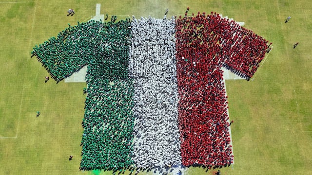 México impone récord Guinness rumbo al Mundial 2026 con camiseta monumental