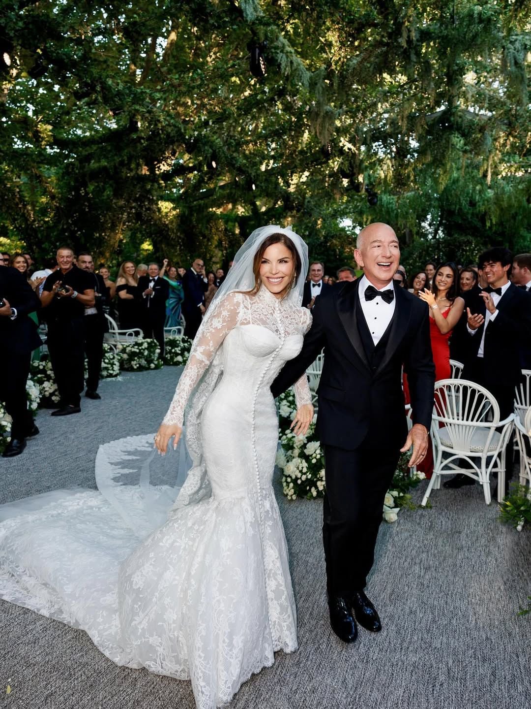 Lauren Sánchez y Jeff Bezos en su boda
