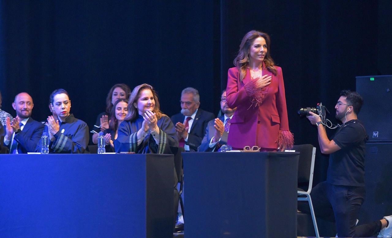 Salomón Vibaldo que su organización, conmemora a esta institución que a lo largo de dos siglos ha evolucionado junto con el país.