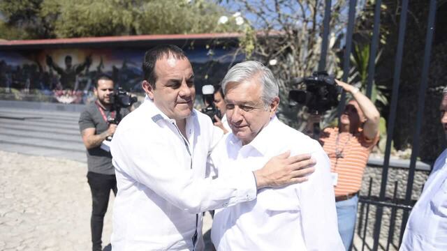 AMLO y Cuauhtémoc Blanco.