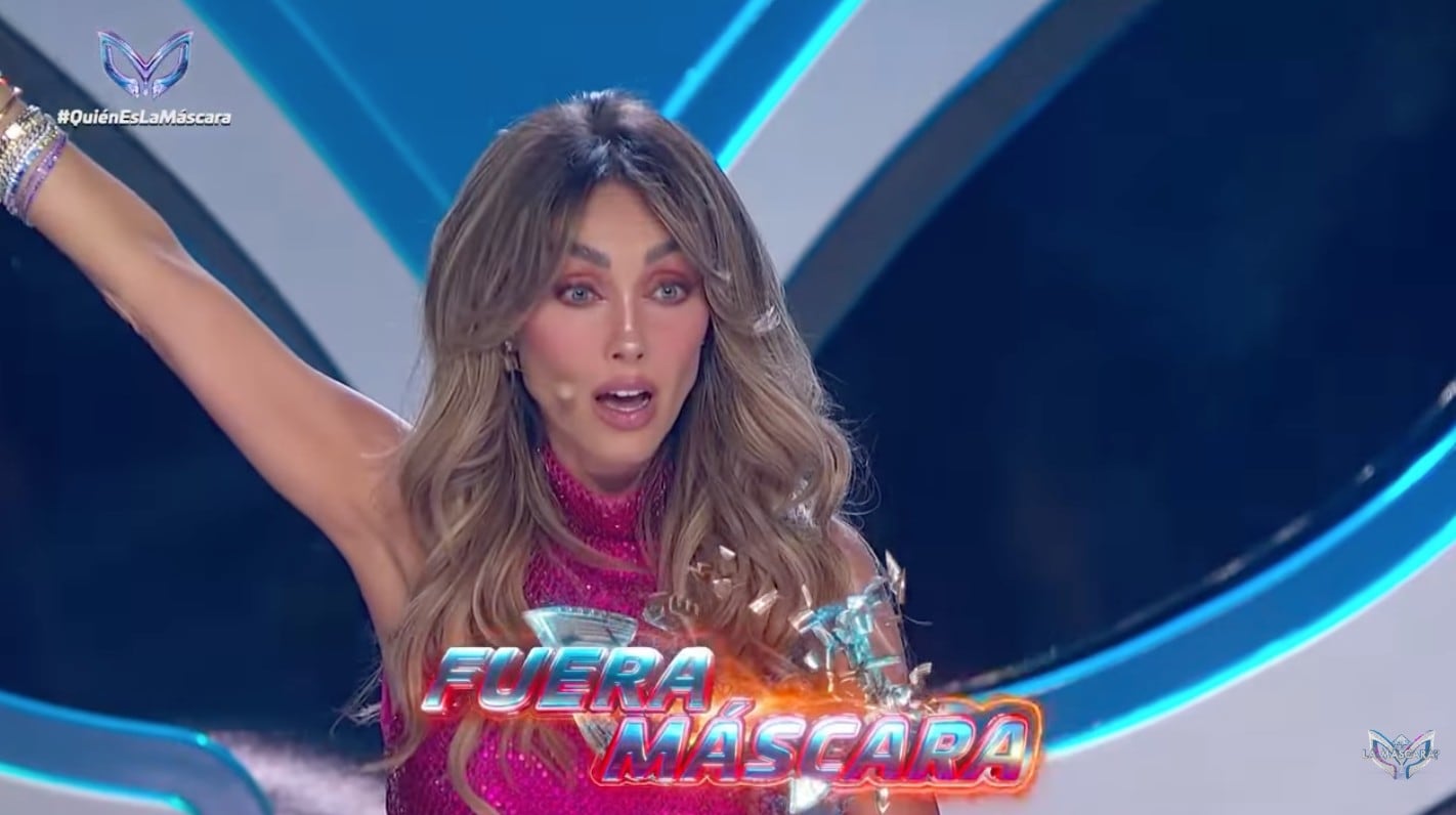 Anahí en Quién es la Máscara.