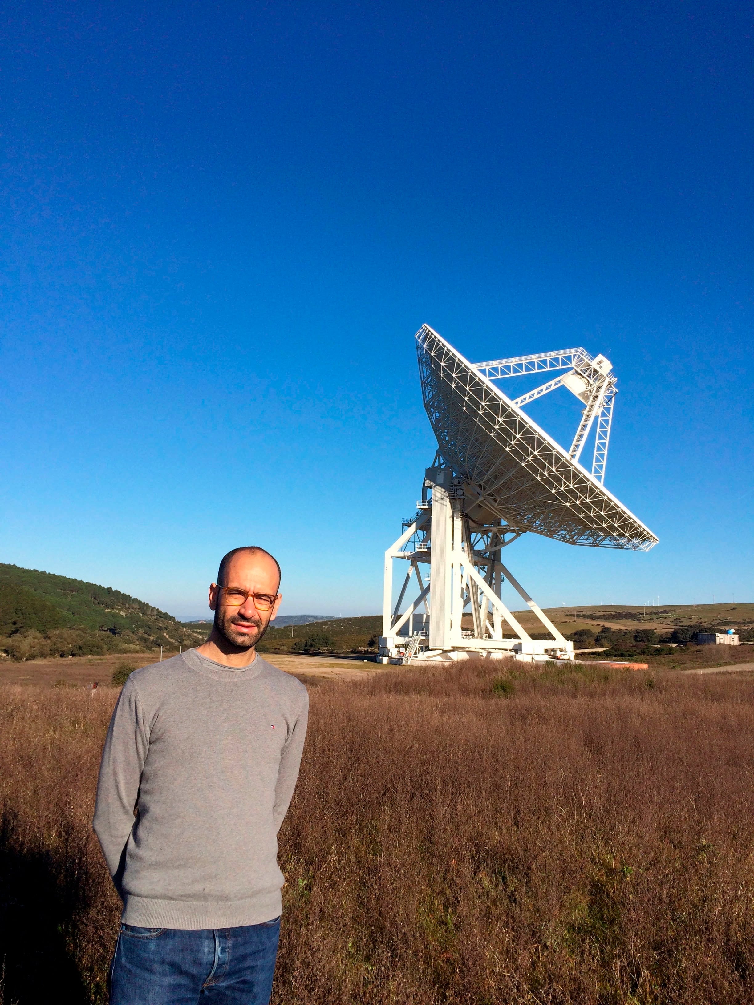 Instituto de Astrofísica de Canarias (IAC), ante el Sardinia Radio Telescope