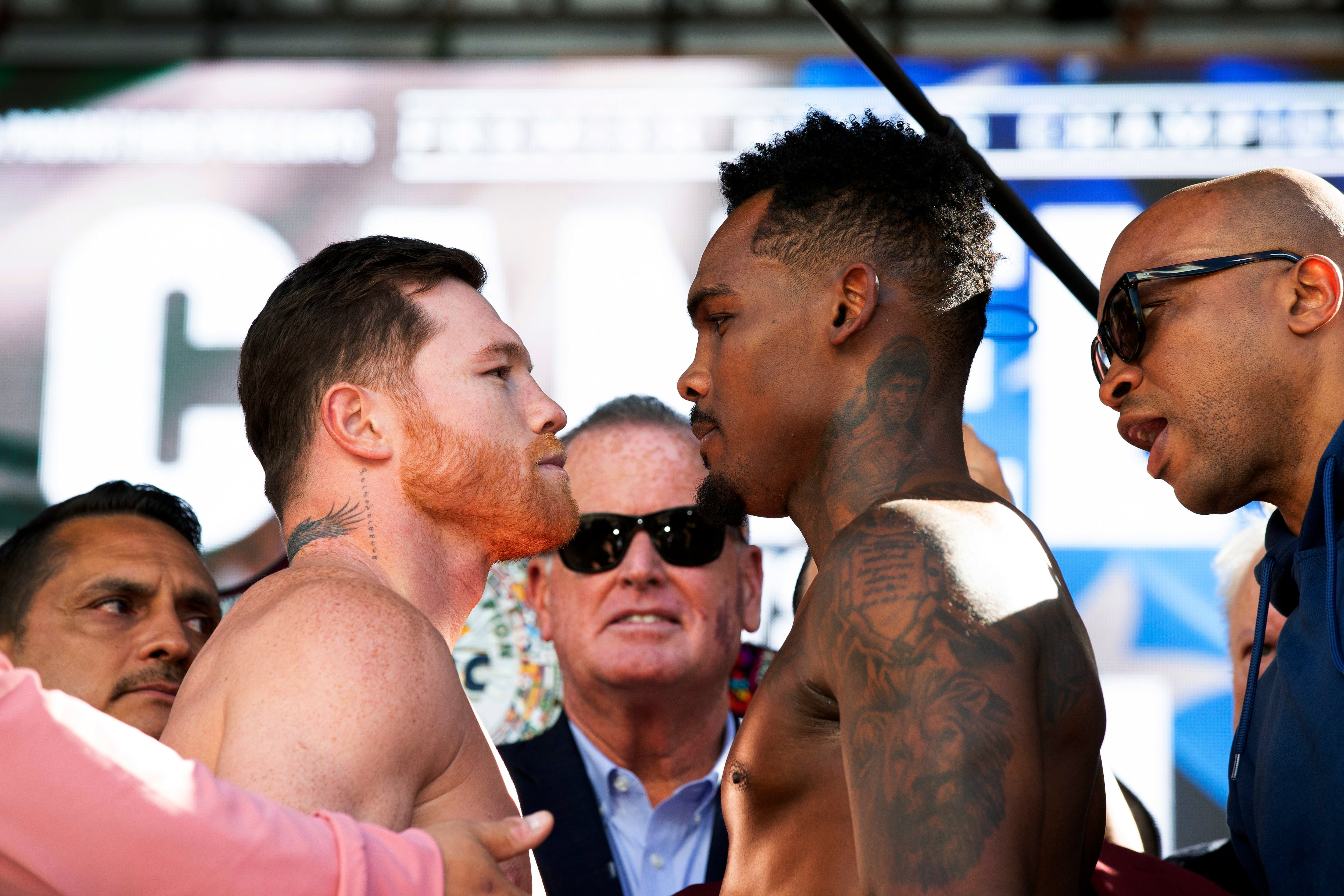 Canelo Álvarez vs Jermell Charlo.
