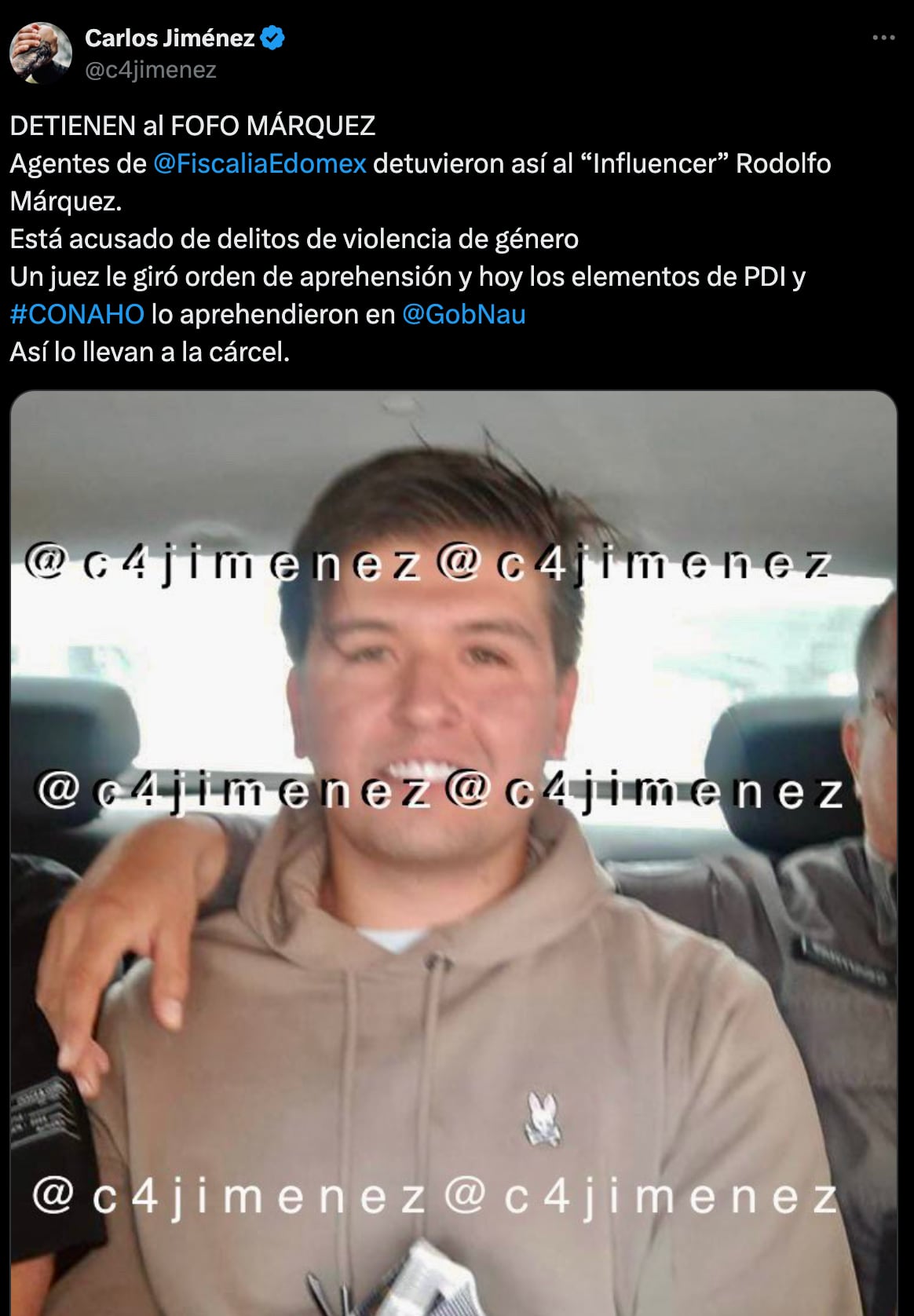 Fofo Márquez sonreía mientras lo subían a una patrulla de la policía de investigación del Estado de México