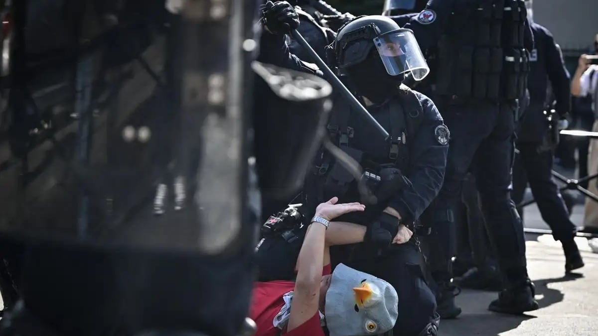 Francia supera las 6 mil detenciones por protestas estudiantiles