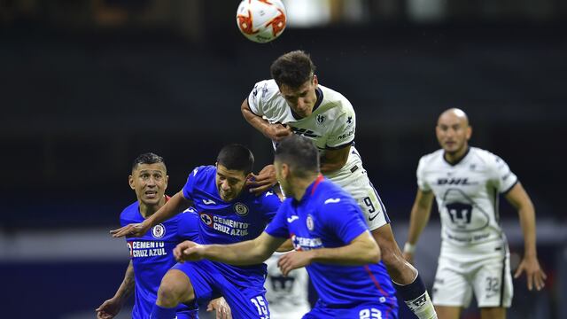 Cruz Azul vs Pumas