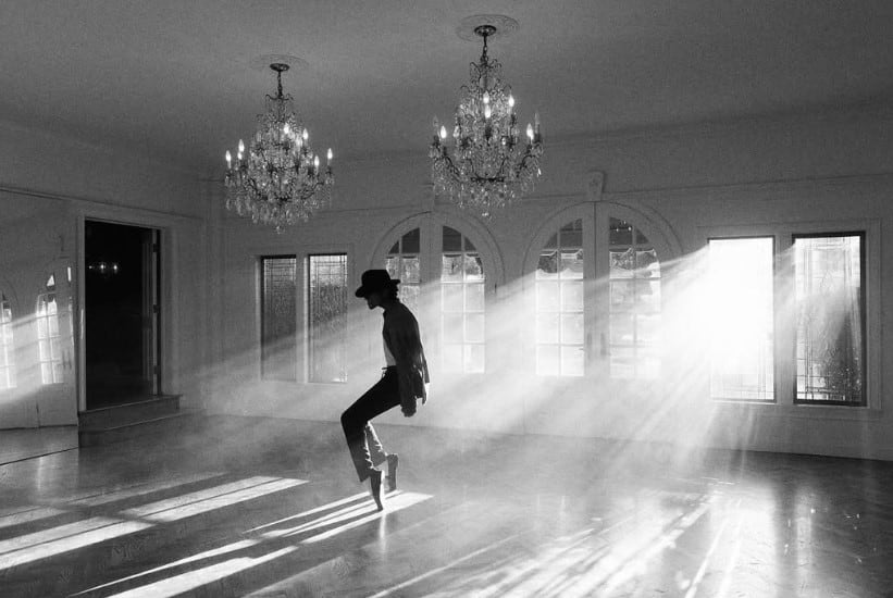 Jaafar Jackson como Michael Jackson