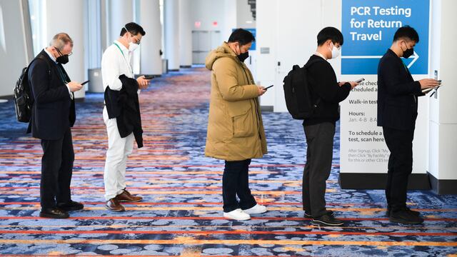 Pasajeros con medidas sanitarias por Covid-19