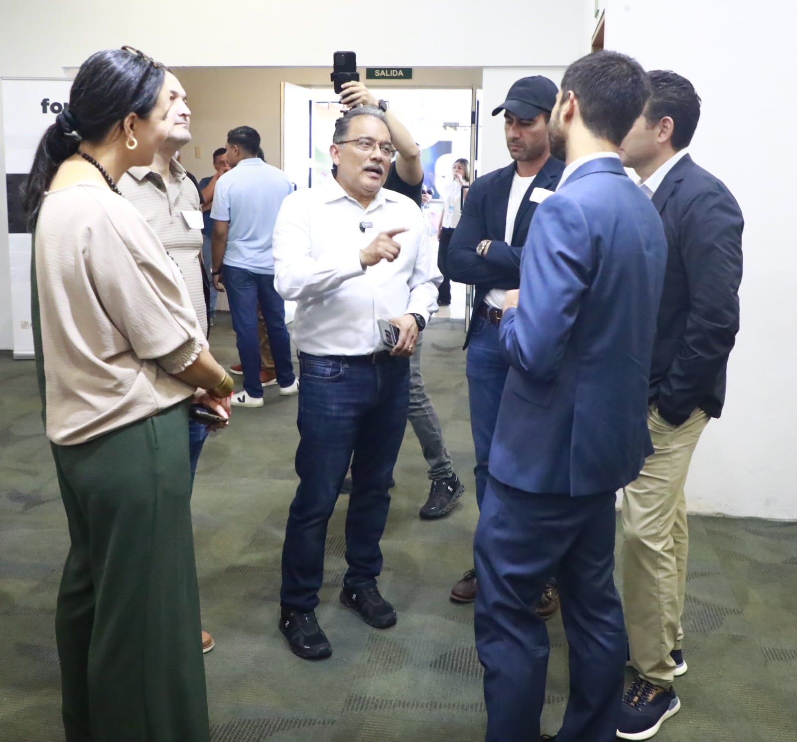 Andrés Mijes afirmó que la movilidad en Nuevo León requiere políticas públicas multidisciplinarias