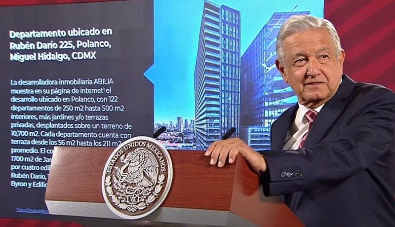 AMLO expone departamento de Loret