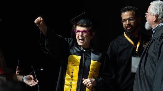 Billie Jean King concluye su carrera universitaria a los 82 años