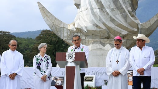 Tamaulipas inaugura escultura monumental de la Virgen de la Misericordia en El Chorrito