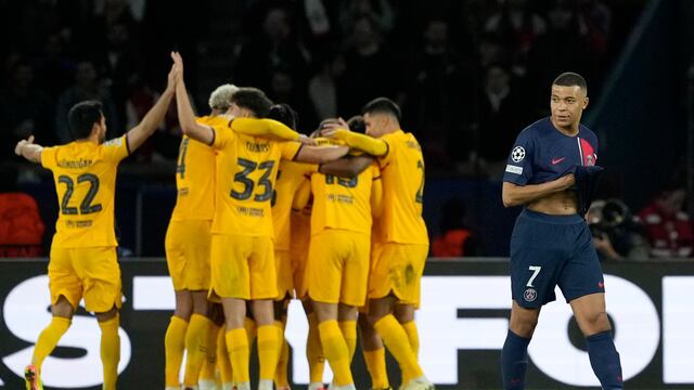 Kylian Mbappé con PSG después de la derrota del Barcelona en la Champions