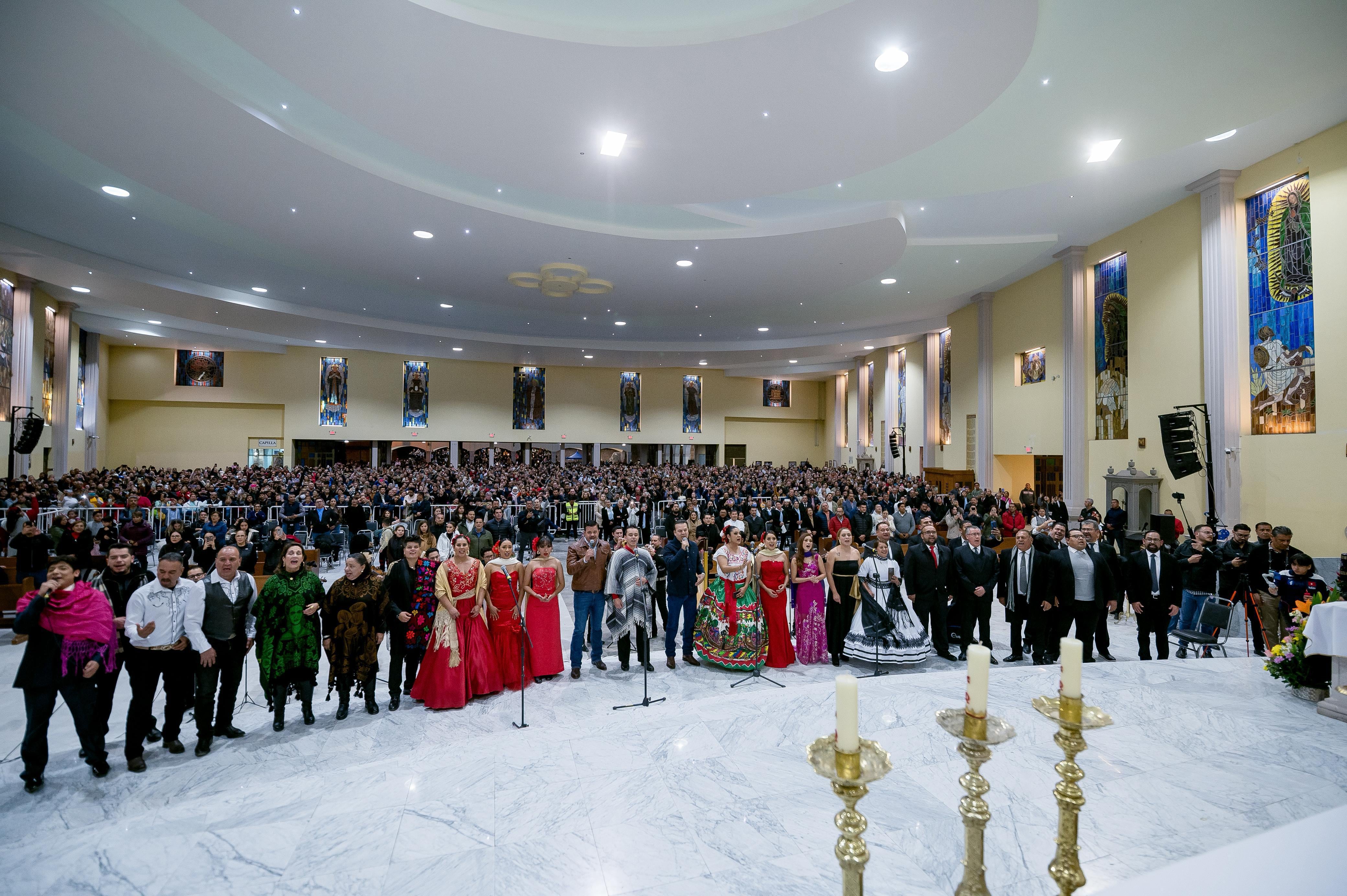 Esteban Villegas y Lauro Arce presentan emotiva serenata a la Virgen de Guadalupe.