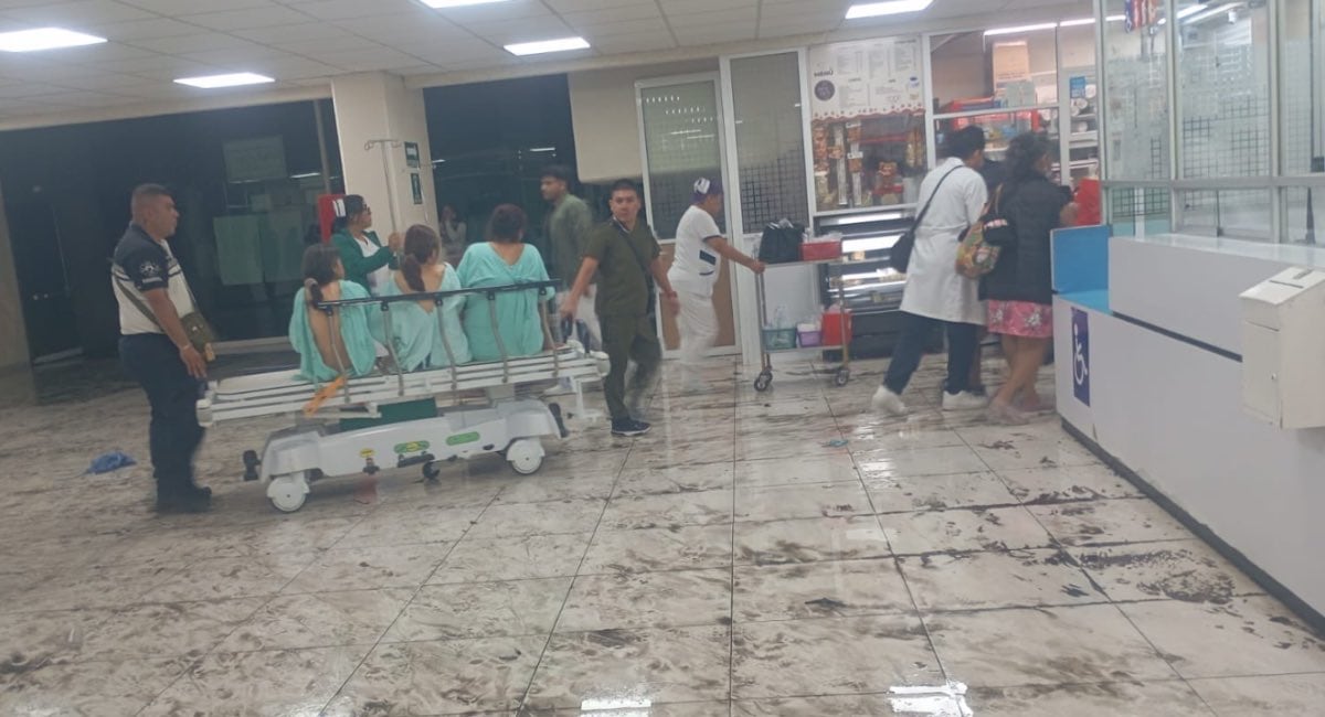 Inundaciones en Hospital 53 del IMSS de Los Reyes La Paz