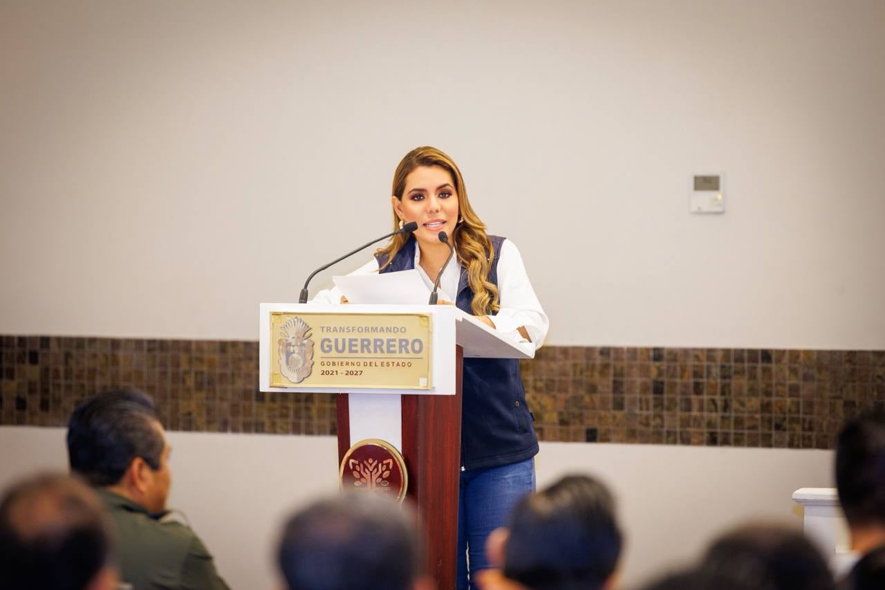 Evelyn Salgado presentó programa de desarrollo urbano de Guerrero