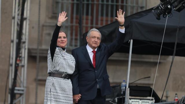 AMLO y Beatriz Gutiérrez