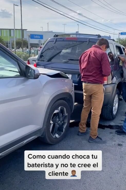 Músicos chocan su camioneta