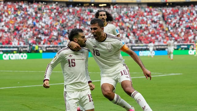 España clasifica a la siguiente ronda y Uruguay queda fuera del Mundial 2026.