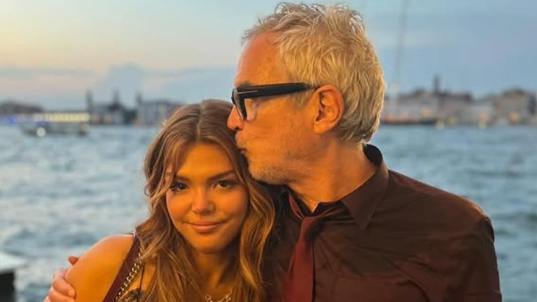 Alfonso Cuarón rompe el silencio tras los ataques contra su hija Bu Cuarón