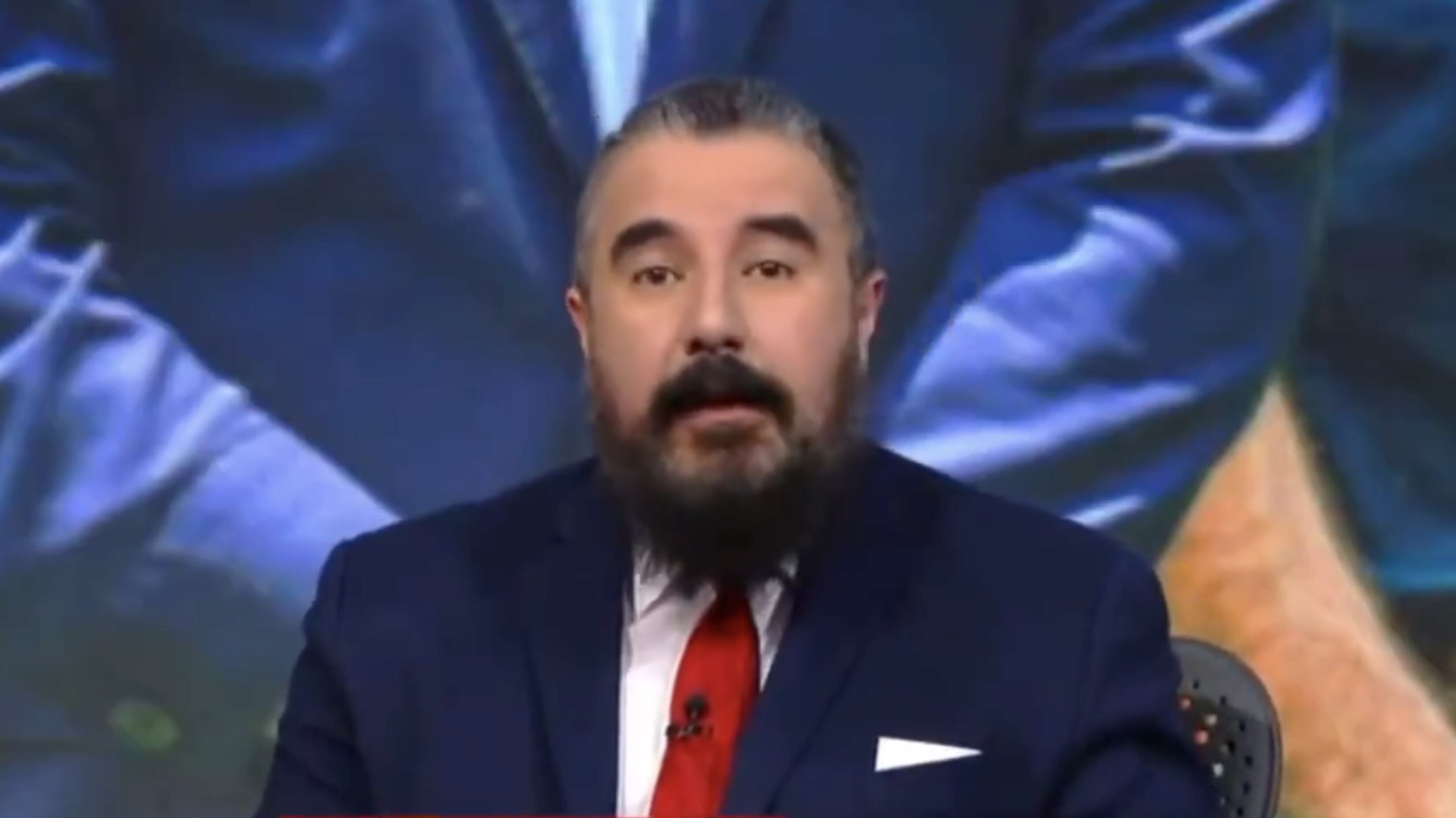 “Hasta a la cárcel va a dar”: Álvaro Morales manda tremendo dardo a David Faitelson en pleno programa