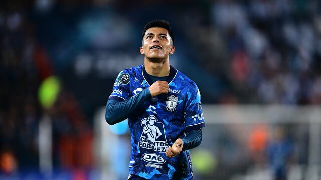 Emi Rodríguez celebrando su gol con Pachuca