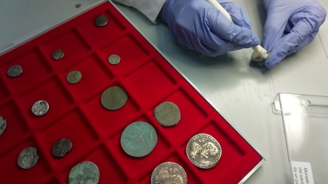 Colección de monedas robadas