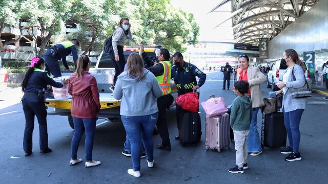 Este jueves 29 de septiembre jubilados de Mexicana de Aviación bloquean acceso a la Terminal 1 del AICM