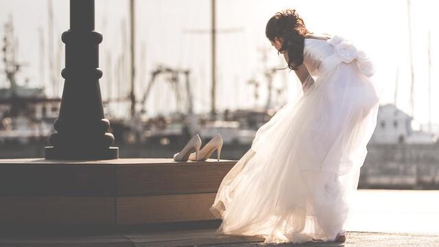 NOVIA VA A LA BODA DE SU EX