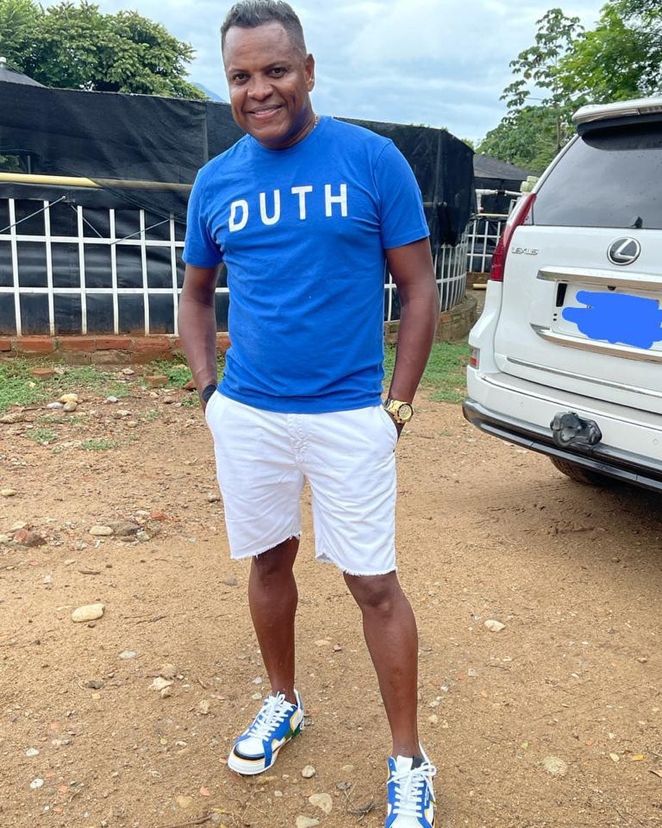 Omar Geles, autor de "Los Caminos de la Vida".