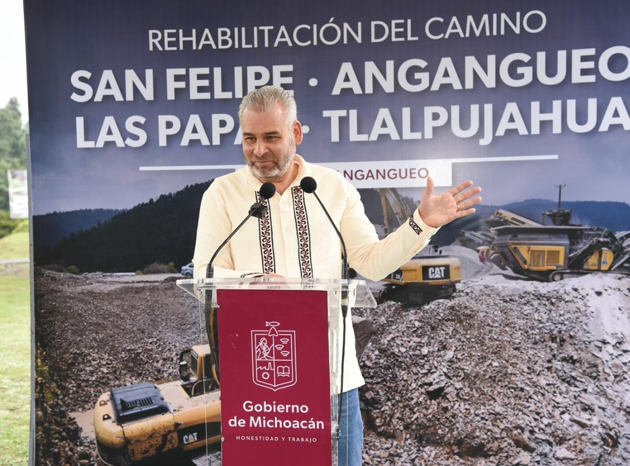 Hospital y carreteras para el oriente de Michoacán, anuncia Alfredo Ramírez Bedolla