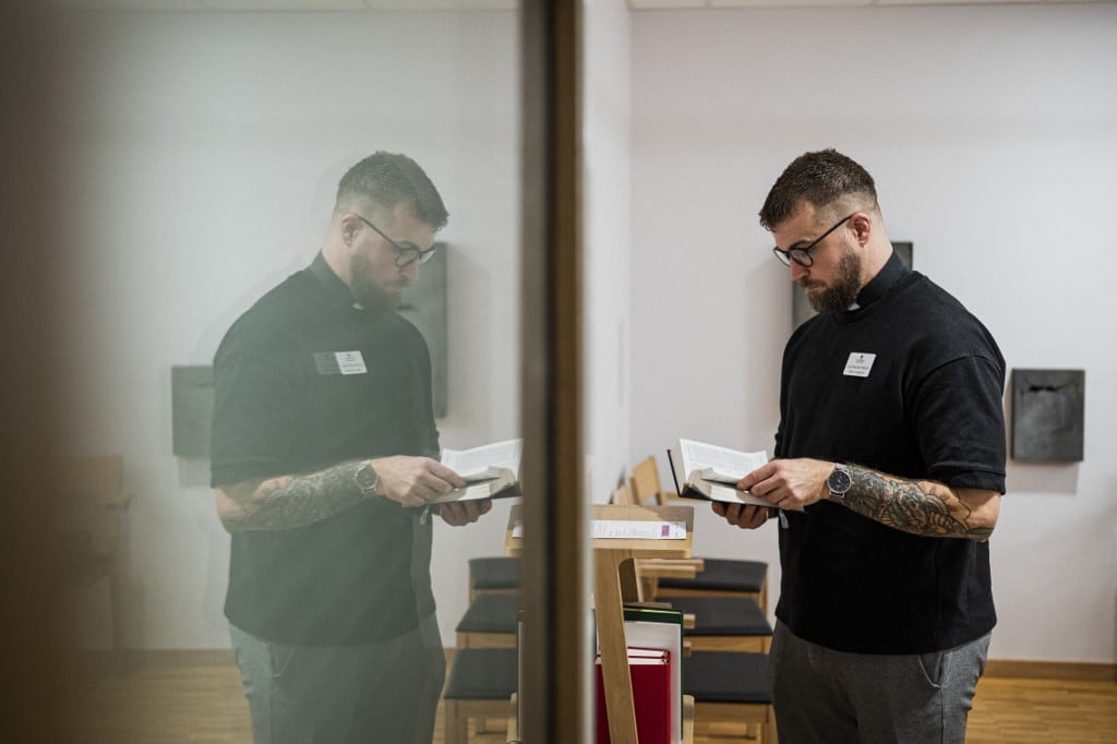 Oskar Arngarden, sacerdote y crossfitero