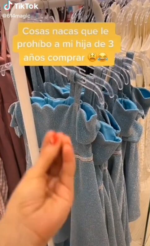 La humilla por clasista con rap tras prohibirle a su hija vestir “cosas nacas”