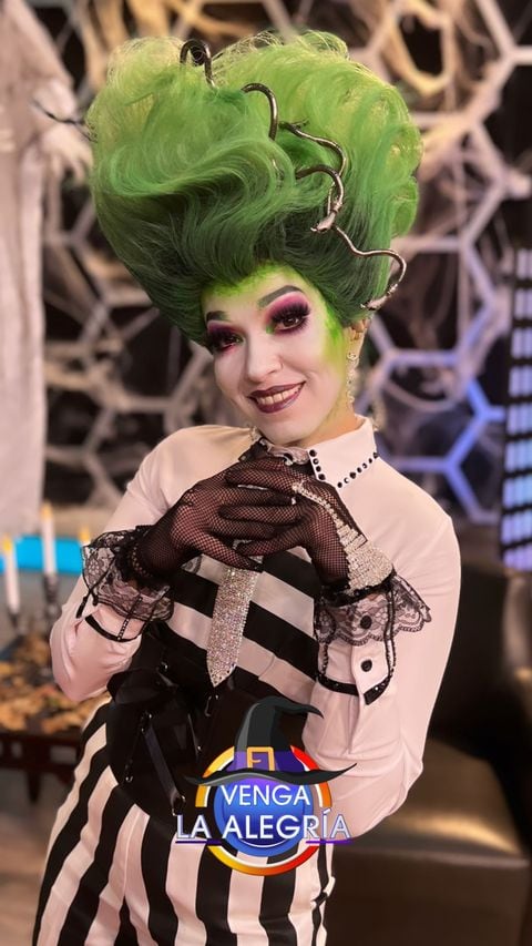 Laura G, conductora de Venga La Alegría disfrazado como ‘‘Beetlejuice’.