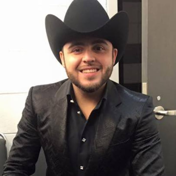 Gerardo Ortiz niega vínculos con CJNG y defiende los corridos