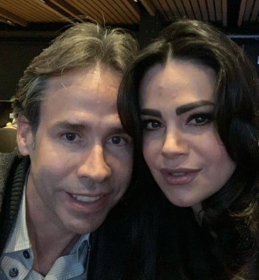 Luz Elena González y su esposo