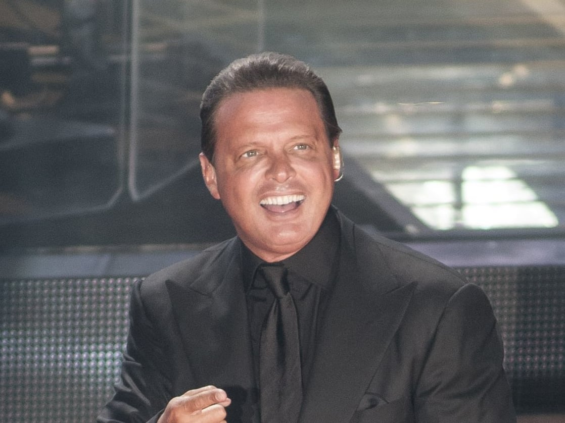 Luis Miguel, cantante.