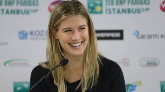 Bouchard en conferencia de prensa.