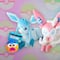Los peluches de Pokémon de la evolución de Eevee muy bonitos, pero a un precio que pocos fans pagarían