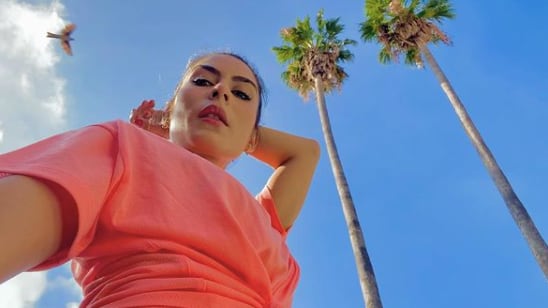 María León se luce con espectaculares acrobacias