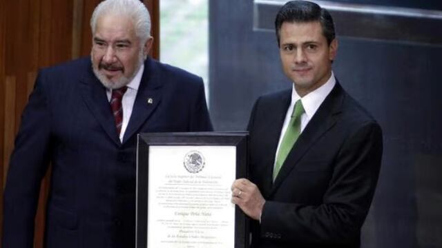 Magistrados entregan constancia a EPN
