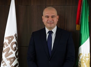 Mario Esparza