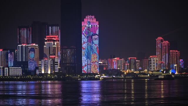 Wuhan celebra el fin de la cuarentena