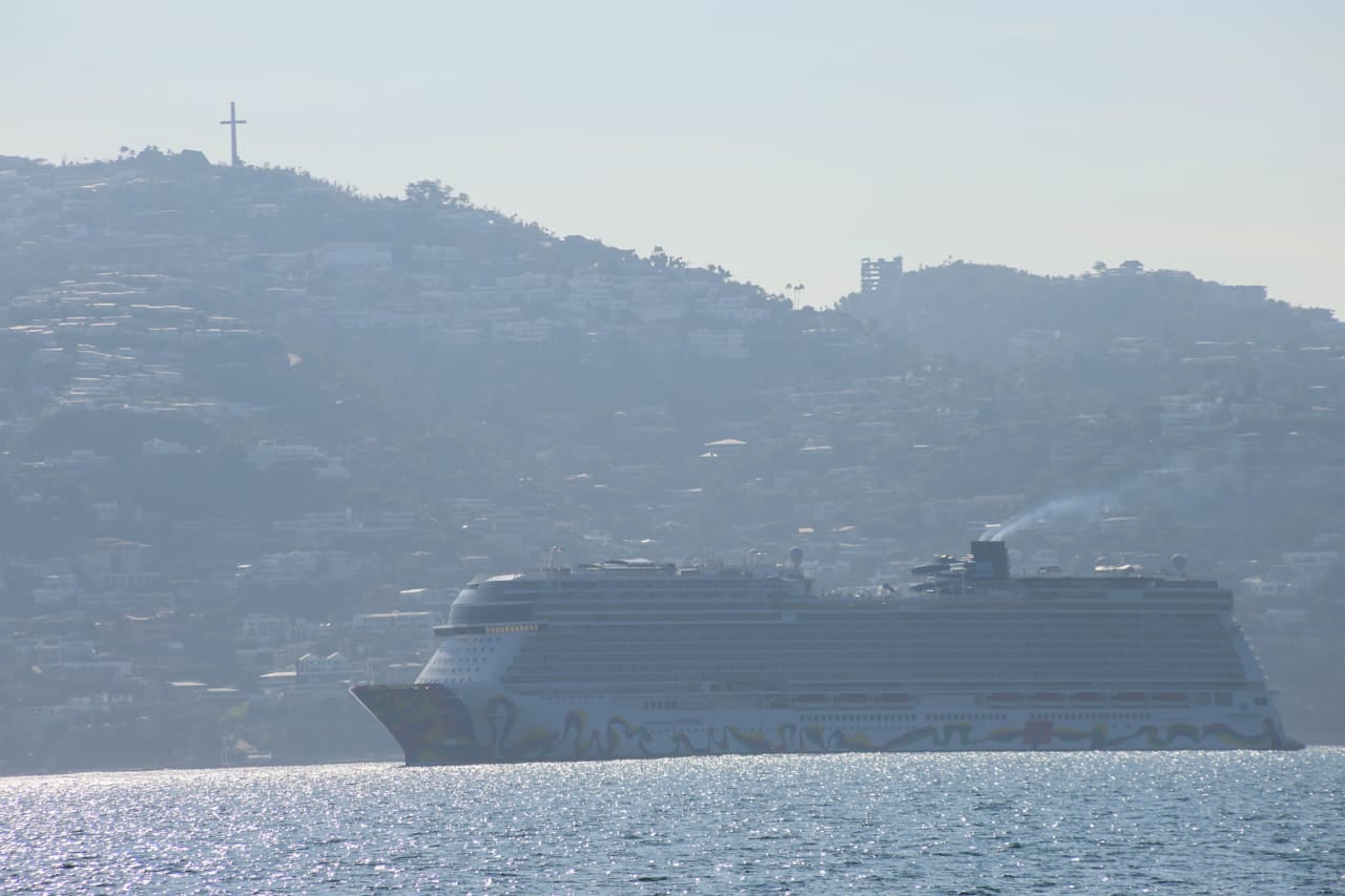 Crucero Norwegian Encore en Acapulco