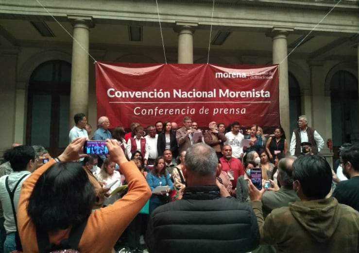 John Ackerman y disidentes exigen renuncia de Mario Delgado y Citlalli Hernández