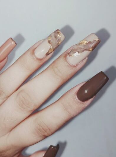 uñas en tendencia con el otoño 2022