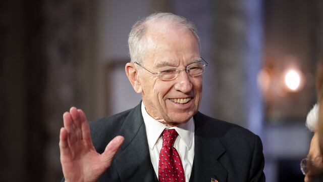 Republicanos piden detalles de Genaro García Luna al FBI y la DEA.