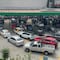 CNTE toma 13 gasolineras en Tuxtla Gutiérrez y regala combustible