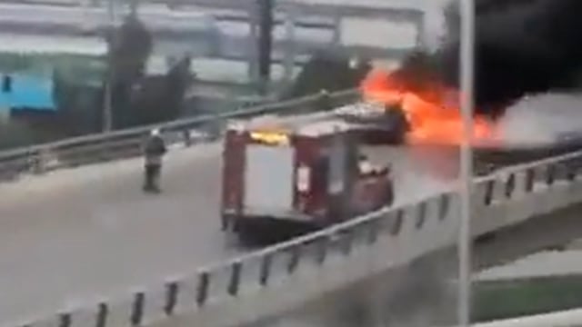 ¡Incidente en puente vehicular de la Concordia!