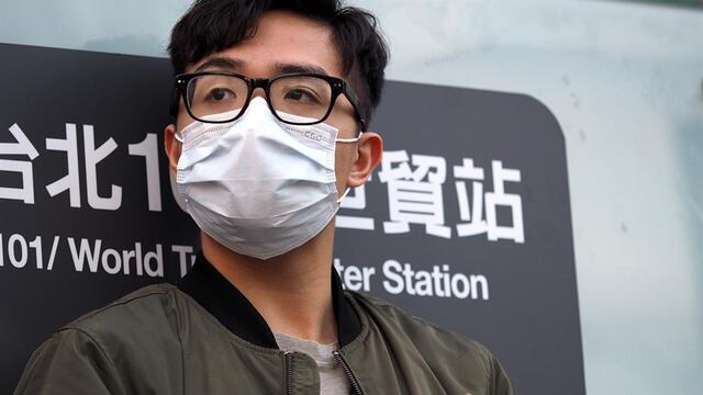 Las mascarillas no se pueden desinfectar en el microondas